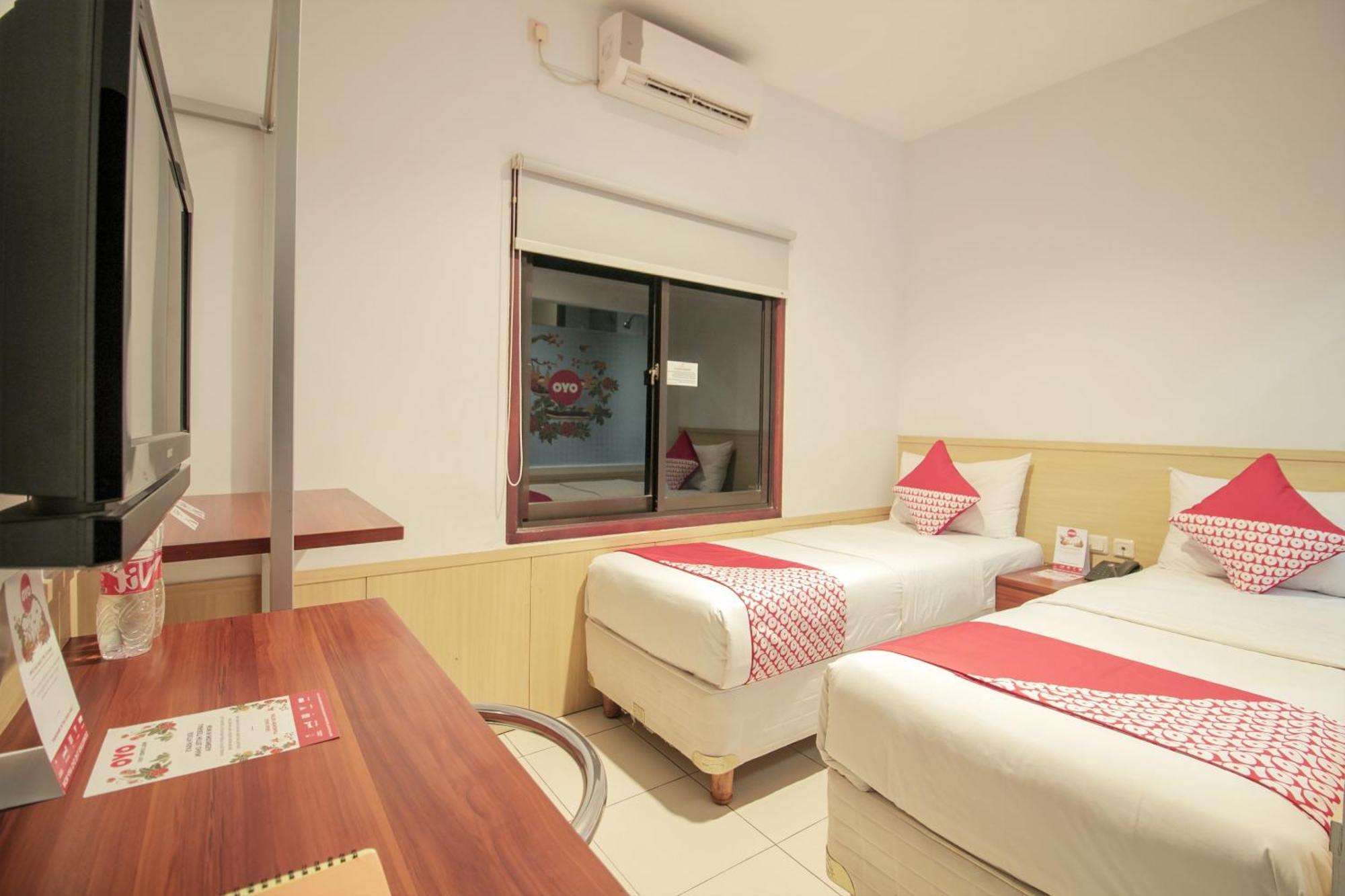 Collection O 295 Grha Ciumbuleuit Guest House Бандунг Екстериор снимка