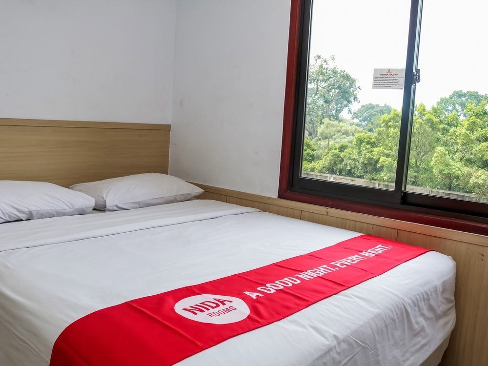 Collection O 295 Grha Ciumbuleuit Guest House Бандунг Екстериор снимка